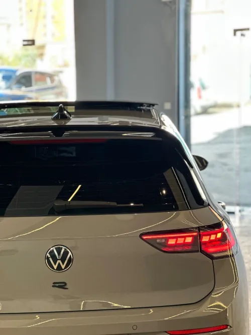 Volkswagen Golf 8.5 2025 
