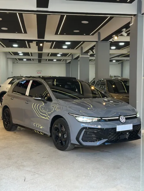 Volkswagen Golf 8.5 2025 
