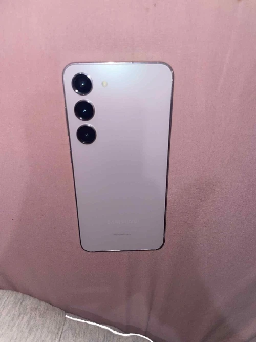 Samsung S23