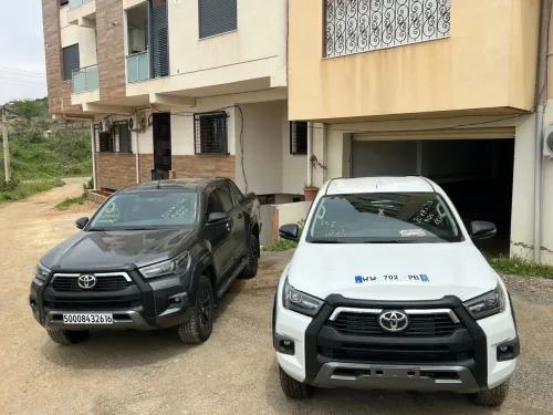 Toyota Revo  2026 Advanter