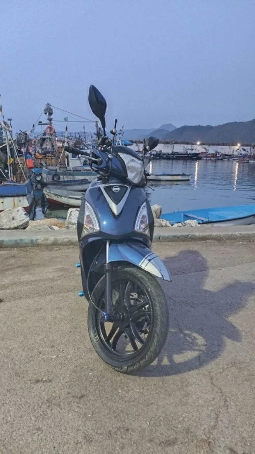 Moto sym St 2018