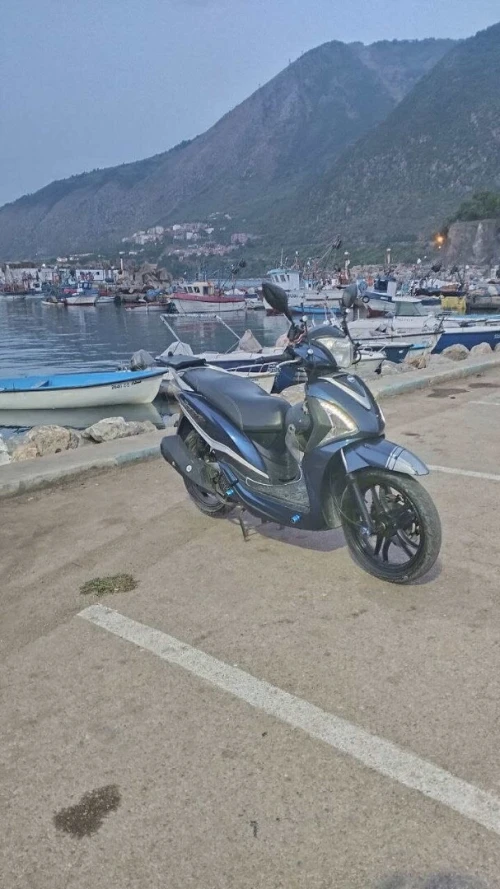 Moto sym St 2018