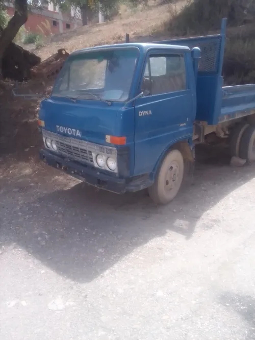 Toyota Bu 25 1984