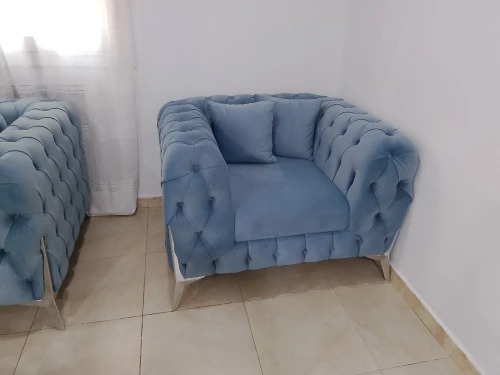 Je mets en vente un salon de fauteuils de six places