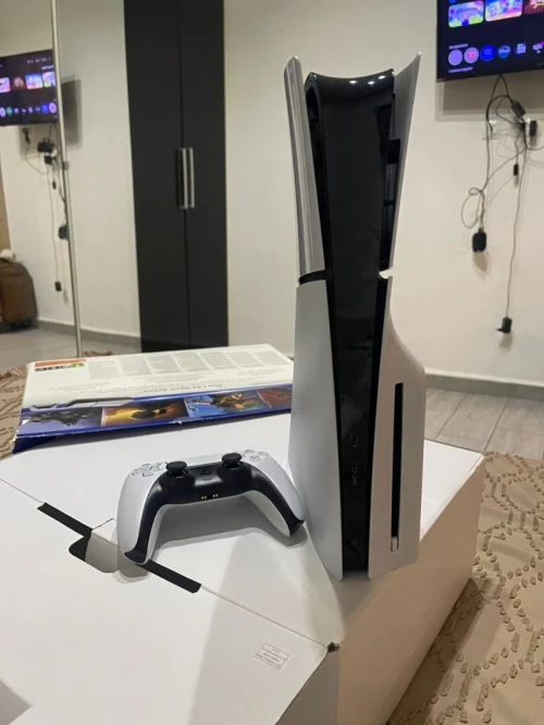 PlayStation 5 Standard Edition ps5
