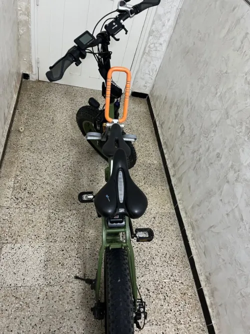 Vélos électriques et manuelles