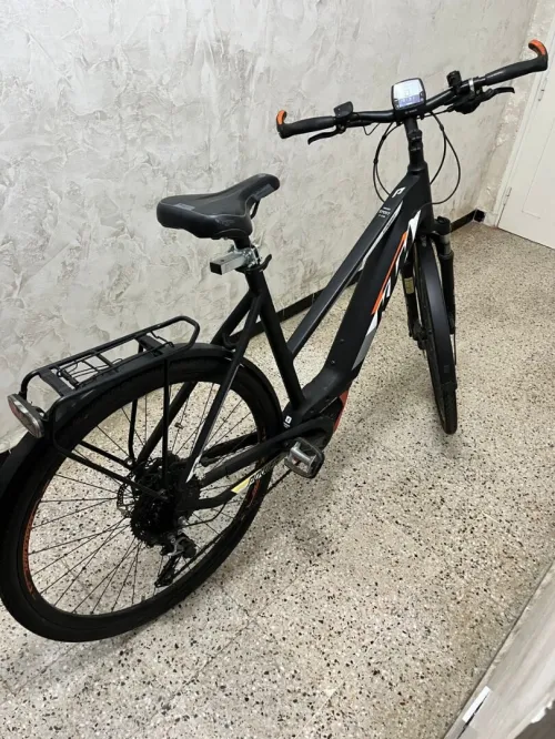 Vélos électriques et manuelles