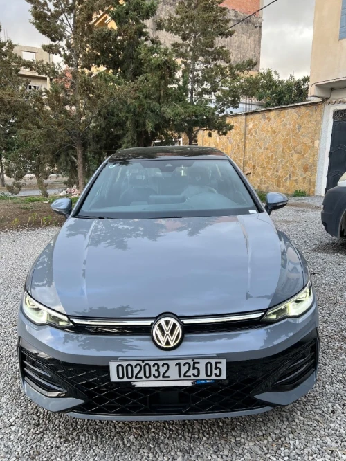 Volkswagen Golf 8 2025 R-Line