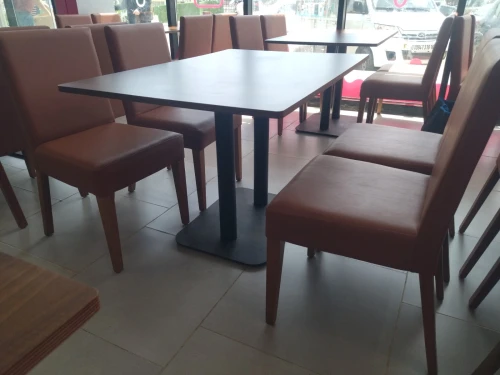 TABLE & Chaises Restaurants /Cafétérias /Hôtels /Cuisine