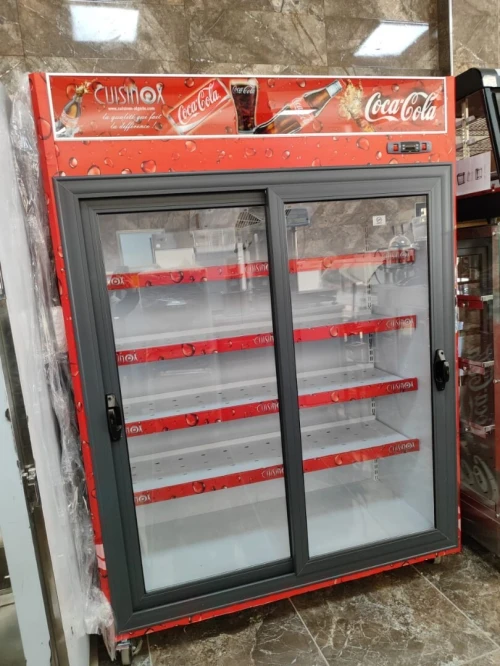 EQUIPMENT DE CAFETERIA