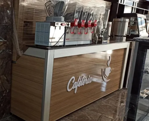 EQUIPMENT DE CAFETERIA