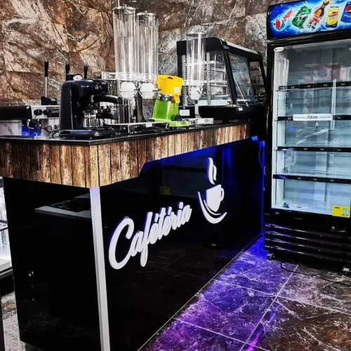 EQUIPMENT DE CAFETERIA