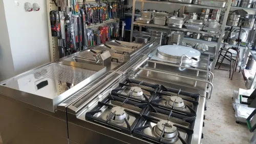 BATTERIE DE CUISINE PROFESSIONNELLE