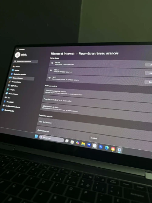 Samsung Galaxy Book 5 360 - Ultra 7 - 16GB lpddr5x - 512GB NVME - Oled - Neuf Jamais Utilisé