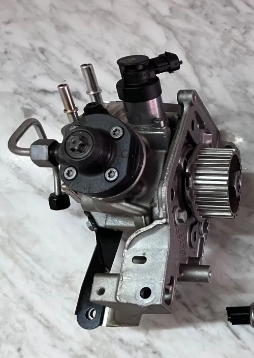 Pompe à injection haute pression Bosch 1.6 HDi (HP)
