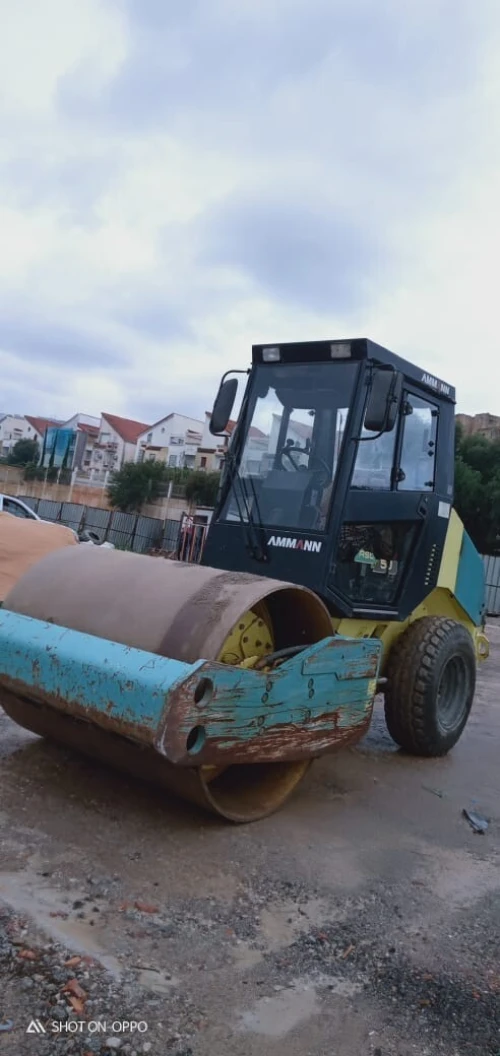AMMAN AC50 Compacteur 6 tonne location 2016