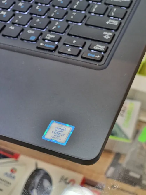 DELL 5480 I7-7820HQ 16GB 256SSD NVIDIA MX930 2GB