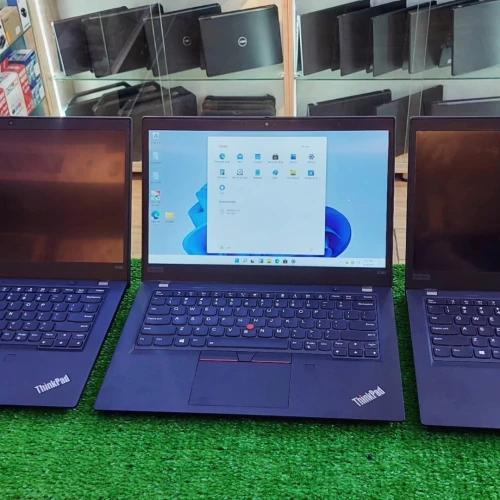 THINKPAD X390 i5 8EME GEN 8G 256SSD 13.3" FHD IPS ULTRASLIM