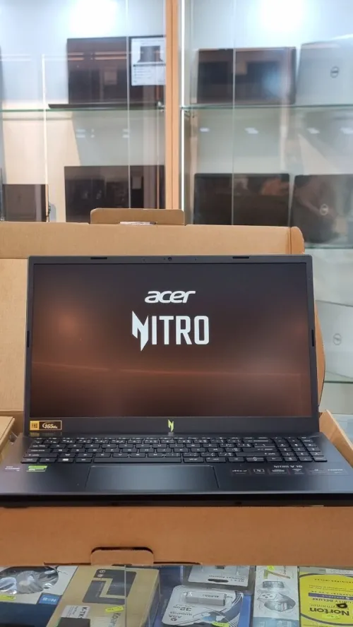 NITRO I9-13900H RTX4060 165Hz 16/512 Neuf