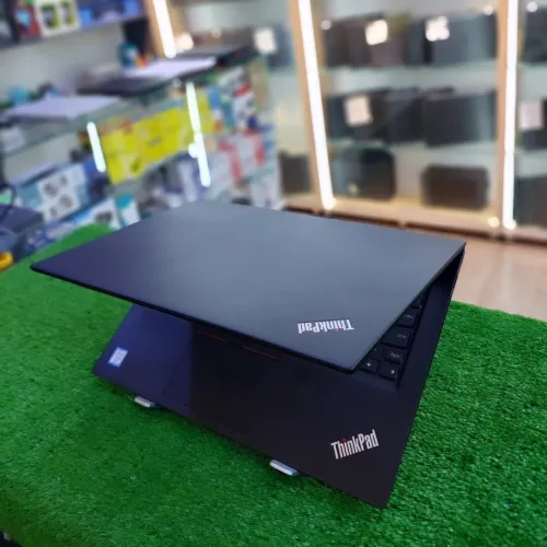 THINKPAD T490s i7 8eme 8G 256SSD 14" LENOVO 