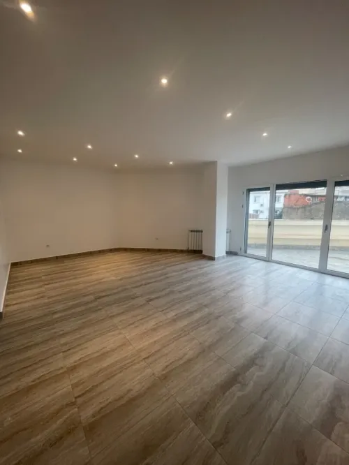 Location Appartement F4 Alger Hydra