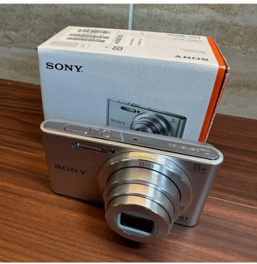 Camera  appareil photo sony w-810