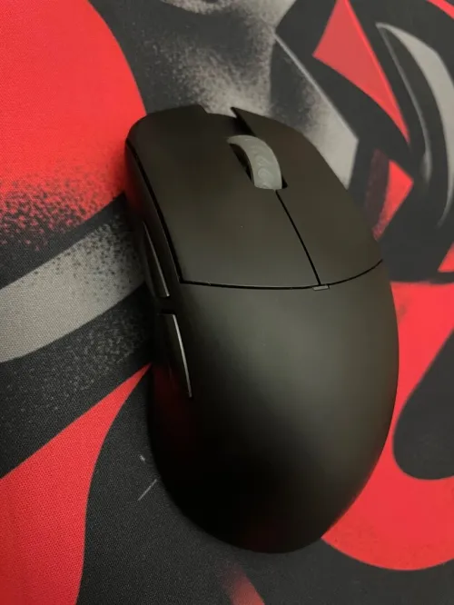 Souris g pro x super light / lamzu / glorious model o 