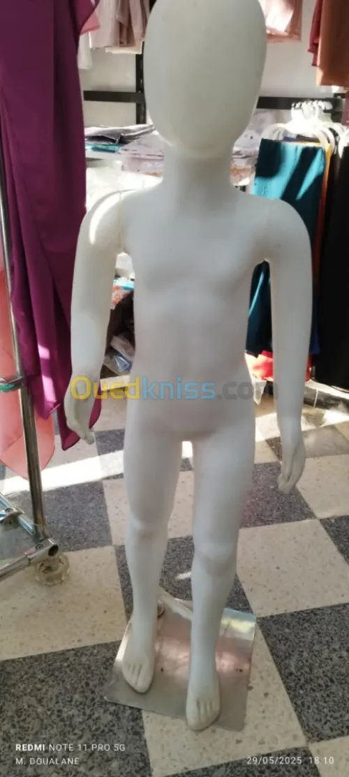 mannequin enfant مانكا أطفال