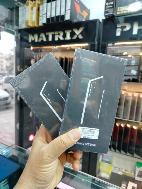 Samsung S25 ultra cacheté non utilisé