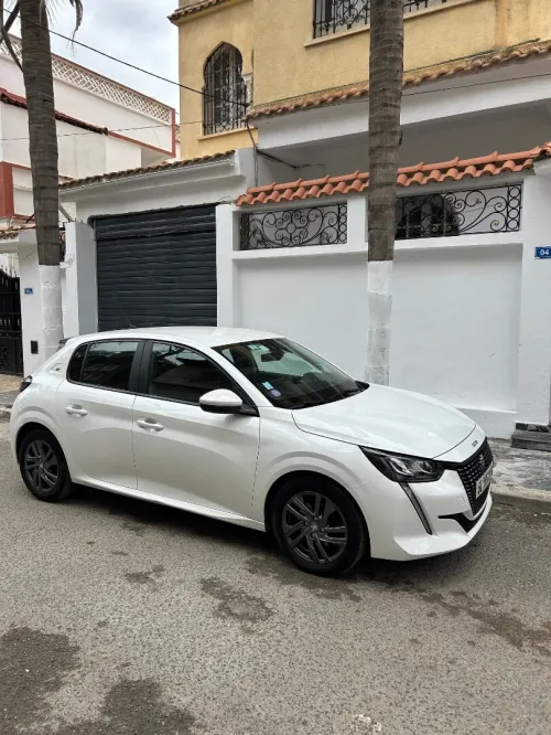 Peugeot 208 2021 actife