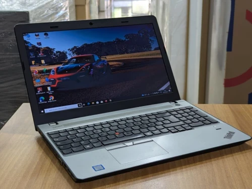LENOVO THINKPAD E570 / I5 7EME / 8G /256 SSD /15.6 FHD