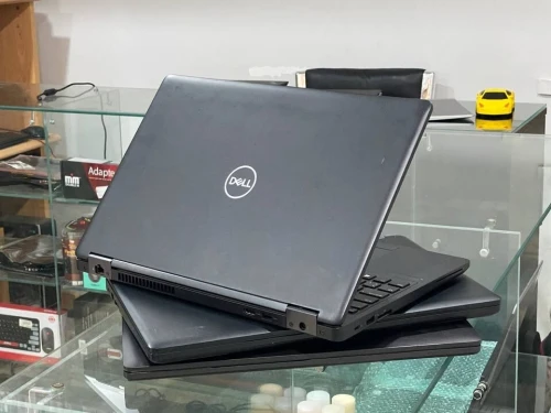 DELL LATITUDE 5590 / INTEL I5 8 EME / 8 G / 256 / 15.6 FHD