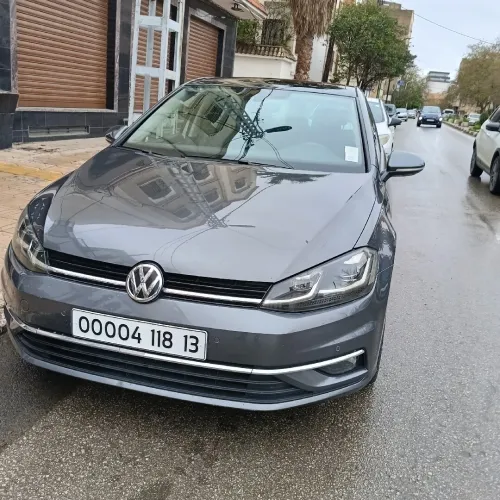 Volkswagen Golf 7 2018 Carat