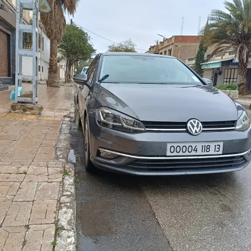 Volkswagen Golf 7 2018 Carat