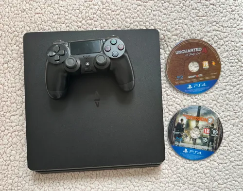 Ps4 slim 500GB version 13.02