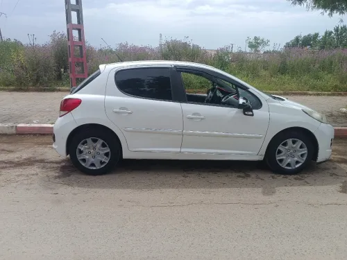 Peugeot 207 2012 207