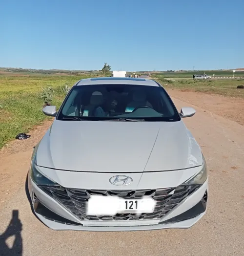 Hyundai Elantra 2021 
