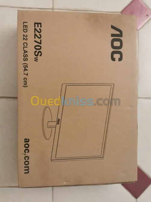 Ecran monitor AOC 