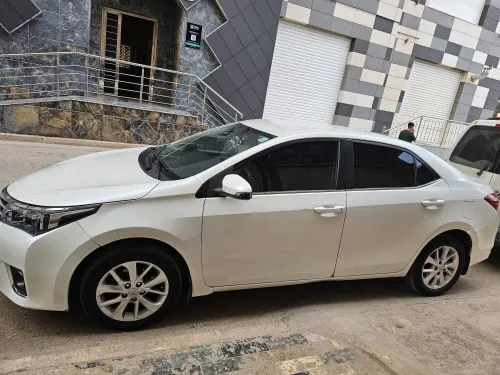 Toyota Corolla 2014 high grade