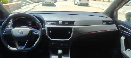Seat ARONA 2019 FR 17