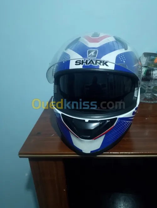 Casque shark