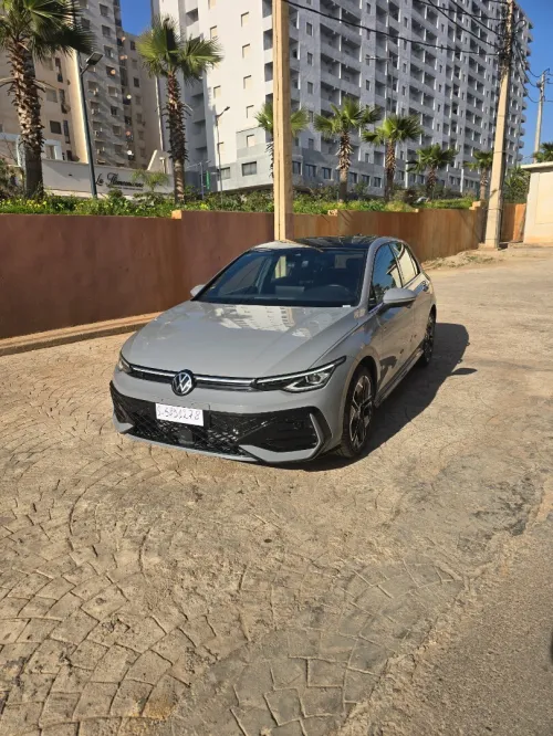 Volkswagen Golf 8 2025 R-Line