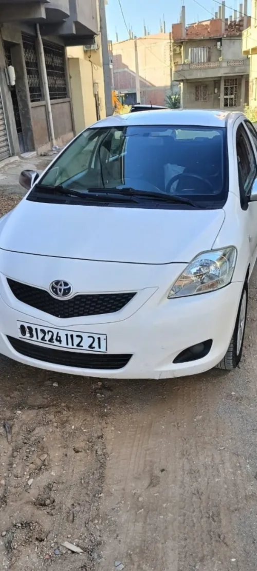 Toyota Yaris Sedan 2012 Yaris Sedan