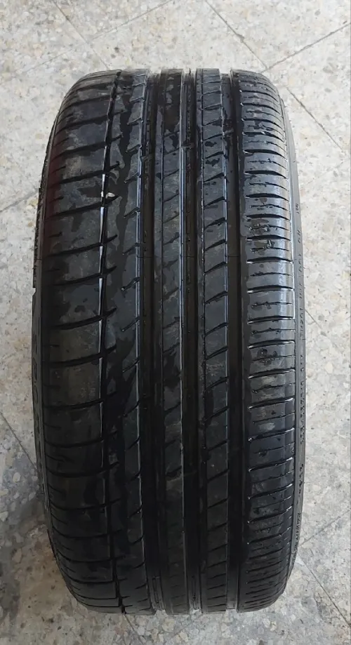 Pneu triangle 235/35/R19