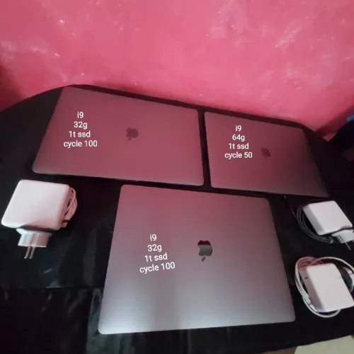 Macbook pro i9 64GB/32GB