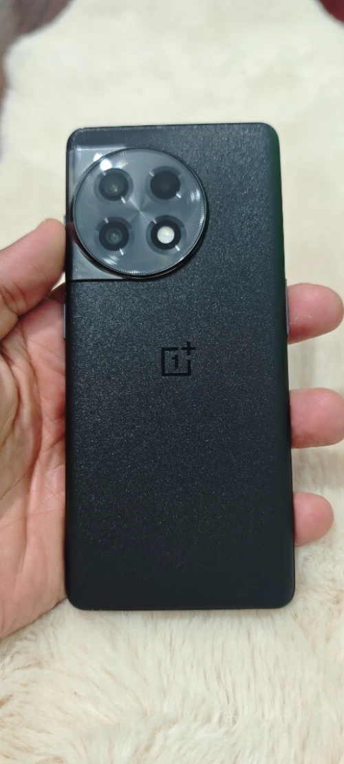 One plus 11R