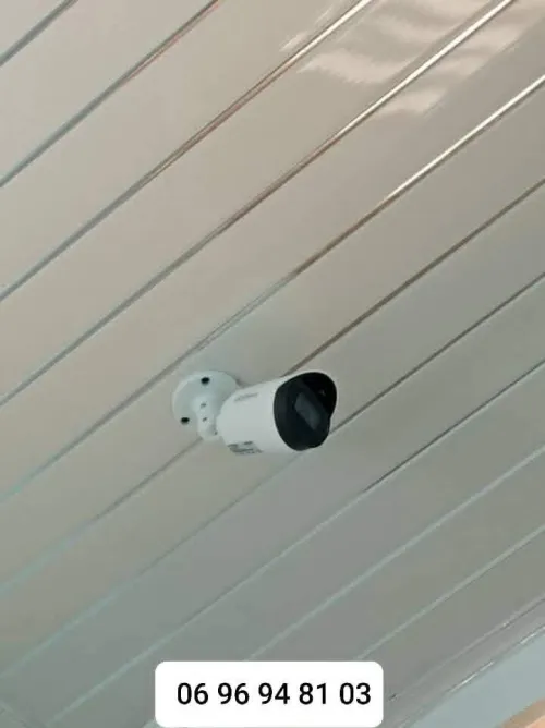 Installation les caméras de surveillance