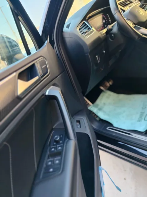 Volkswagen Tiguan 2024 R lien