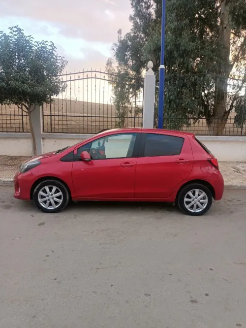 Toyota Yaris 2017 Red Edition