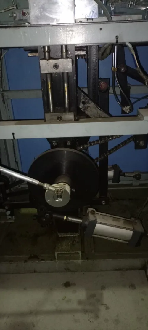 Machine à fabrication de Goblet